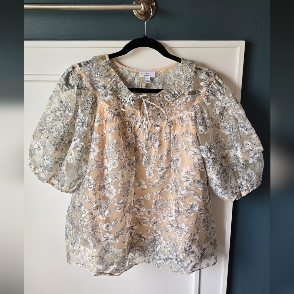 Current Air Peach and Gray Floral Sheer Puff-Sleeve Blouse